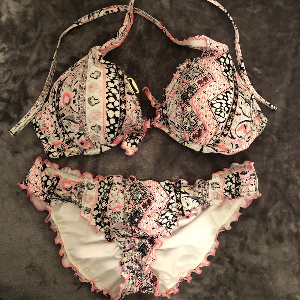 Victoria’s Secret Bikini
